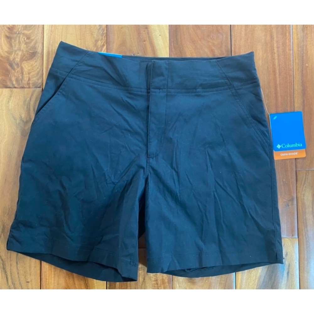 Columbia Women's Black Regular Fit Court  Shorts Size 6- NEW